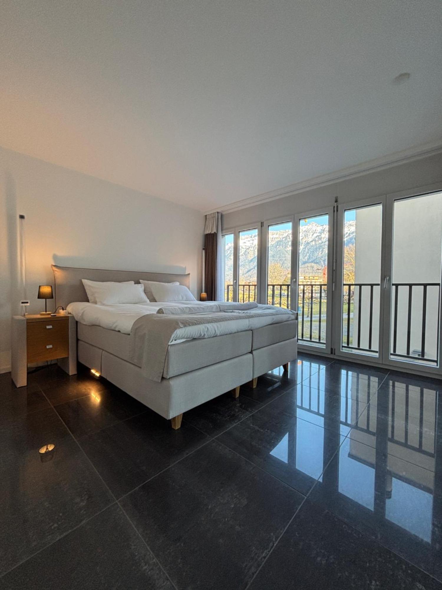 Center Park Apartment 因特拉肯 外观 照片